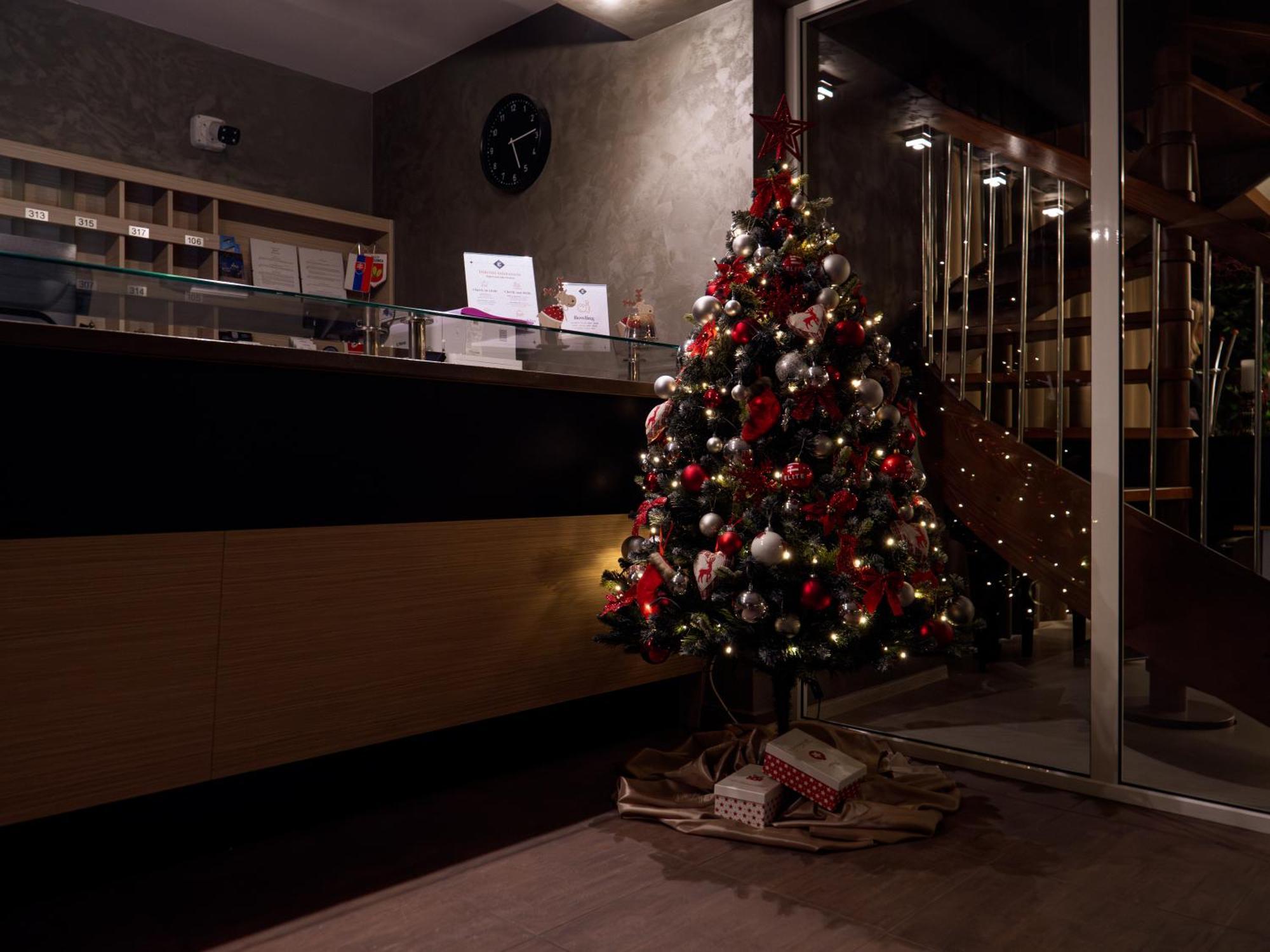 ELITE hotel&restaurant Nová Dubnica Esterno foto