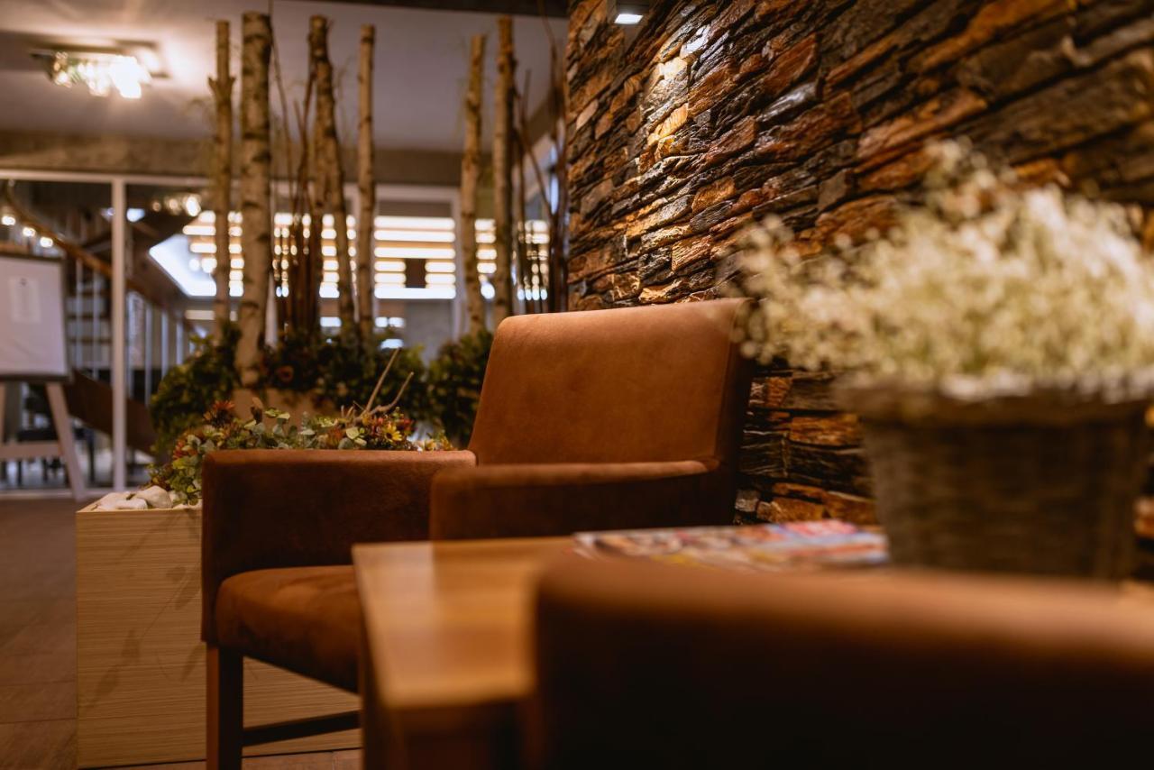 ELITE hotel&restaurant Nová Dubnica Esterno foto