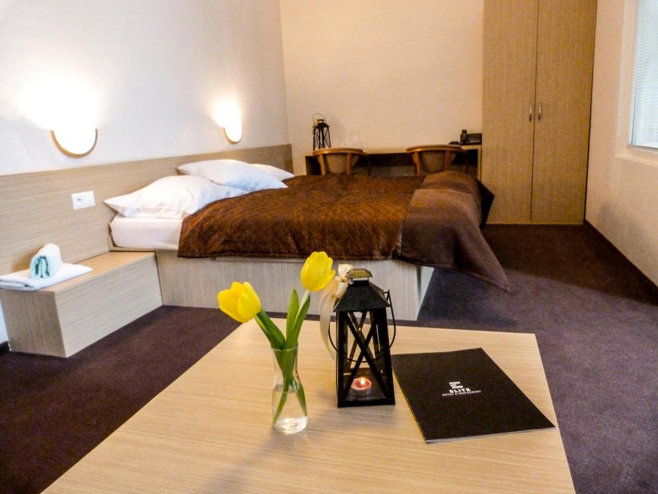 ELITE hotel&restaurant Nová Dubnica Esterno foto
