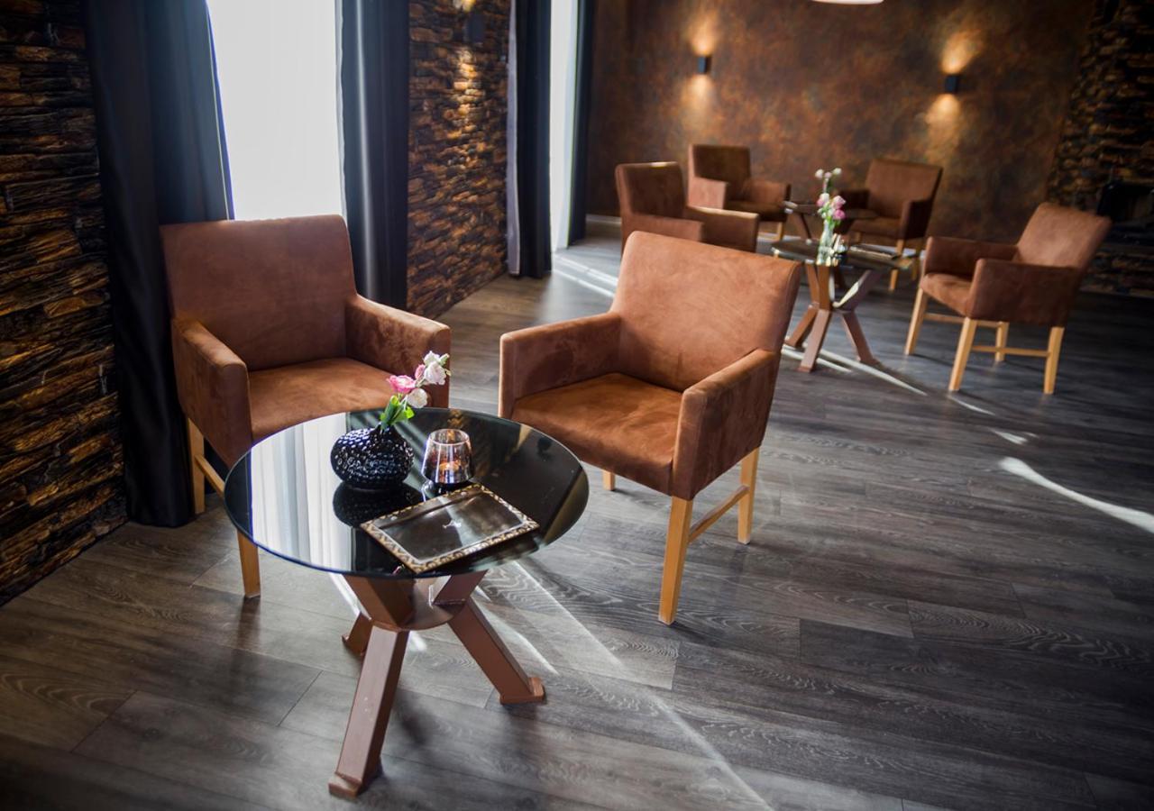 ELITE hotel&restaurant Nová Dubnica Esterno foto